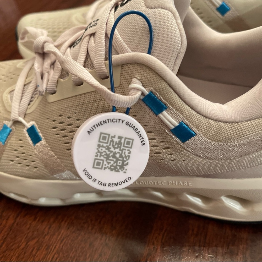 On Cloudsurfer Women's Sneakers in Pearl with Blue Accents - Picture 10 of 10
